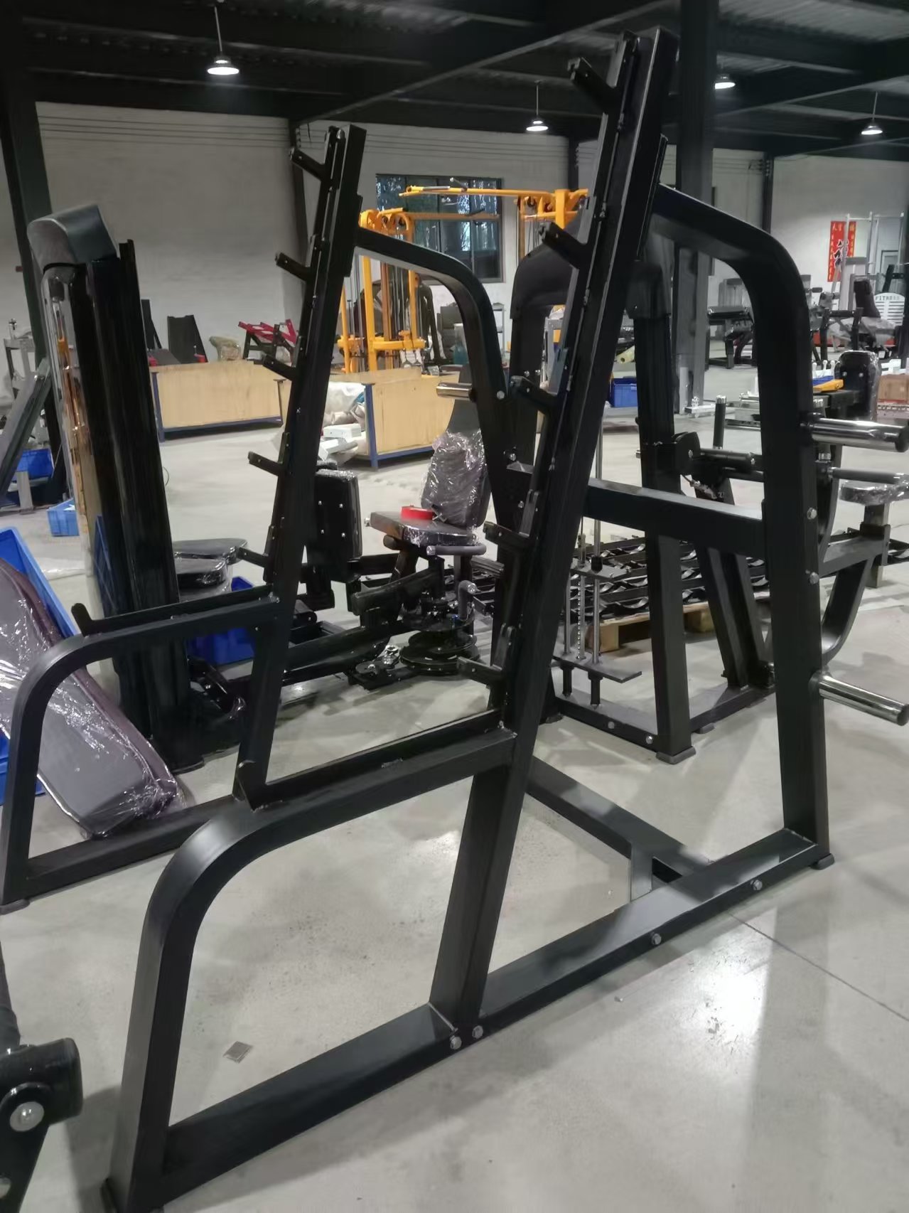 Heavy Equipment Gym - Squat Rack Power Cage, Plate Loaded